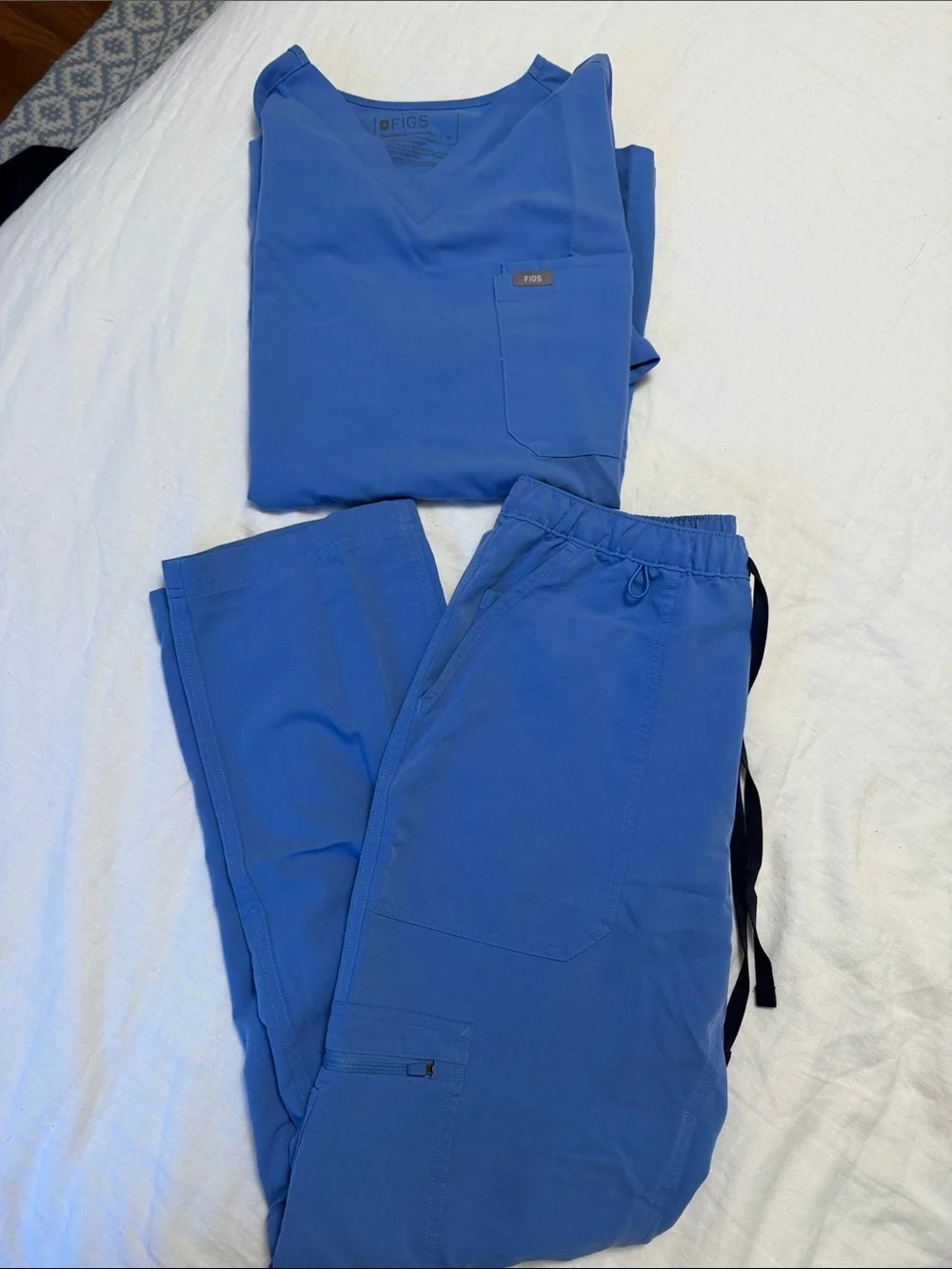 Figs Men's Cargo Scrub Set - Ceil Blue